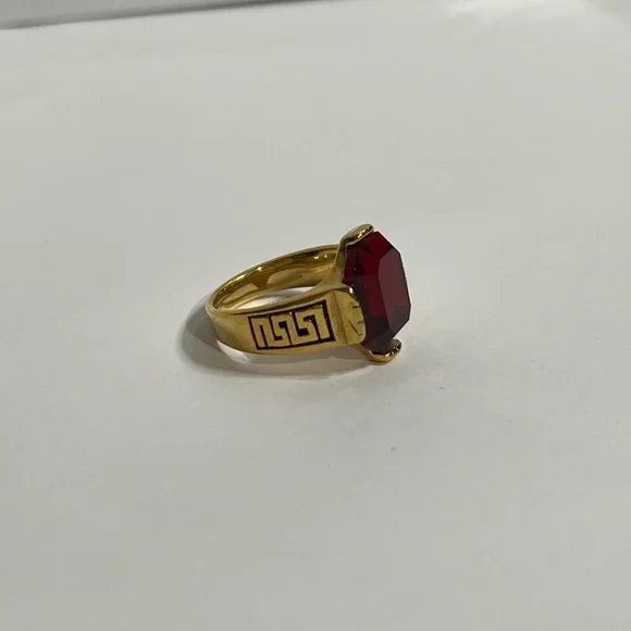 Stainless steel red ring - Picture 4 of 4